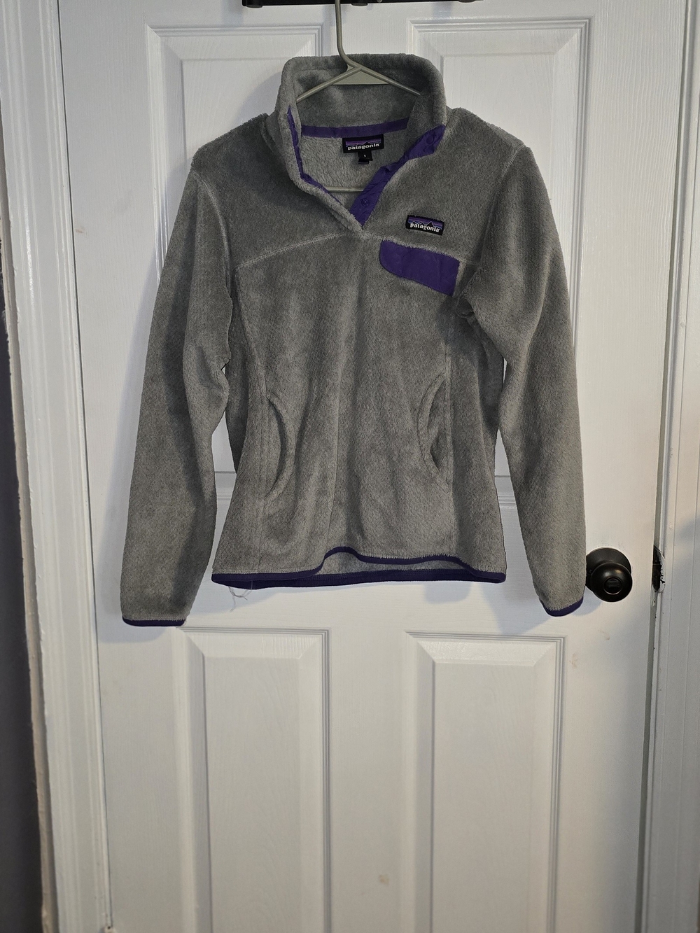 Patagonia Gray Fleece Jacket with Purple Accents